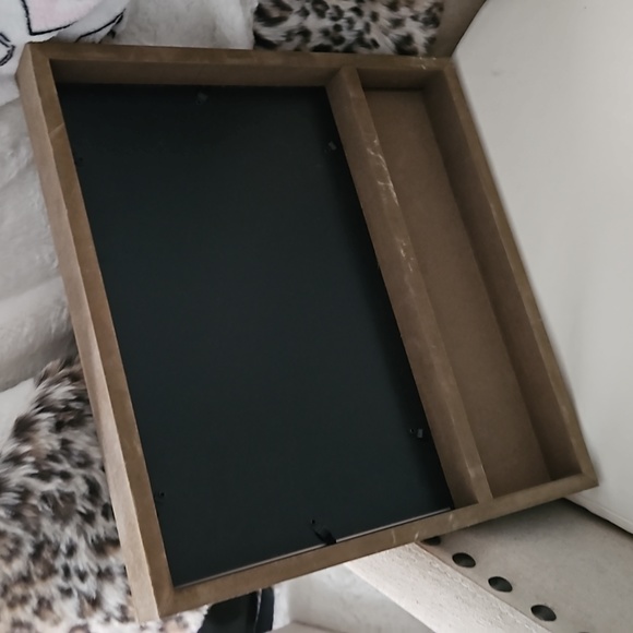 FARMHOUSE WOODEN DESIGN ALL YOU NEED IS LOVE 4 PHOTO FRAMES IN ONE - Picture 4 of 4